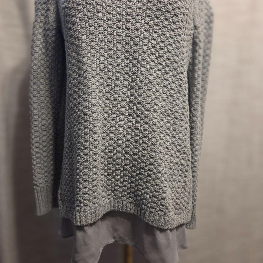 Loft Women's Grey Jumper